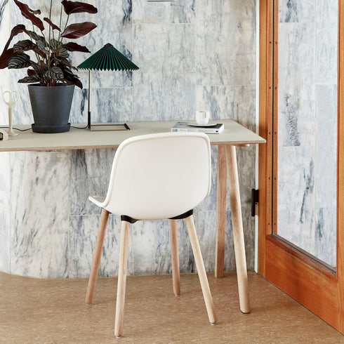 Neu 12 Chair Water-Based Lacquered Oak Base